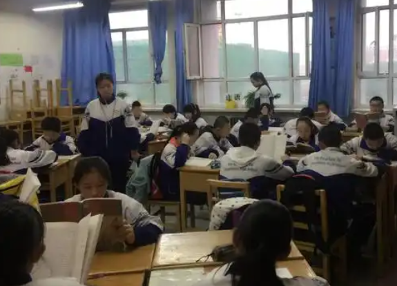 坚持五育并举促进学生全面发展以教育质量的稳步提高人人成才 坚持五育并举促进学生全面发展以教育质量的稳步提高人人成才